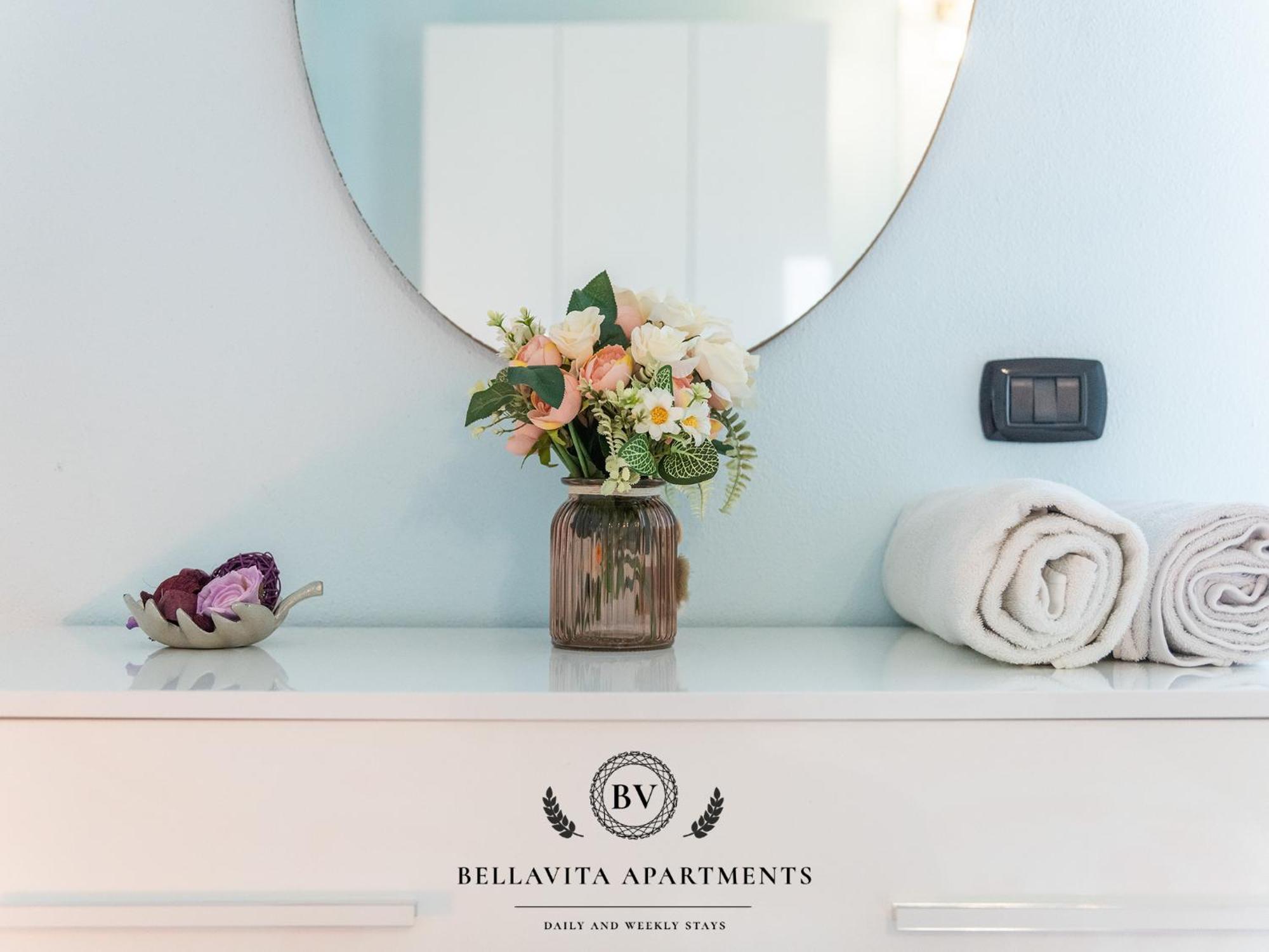 Bellavita Apartments Assemini Bagian luar foto