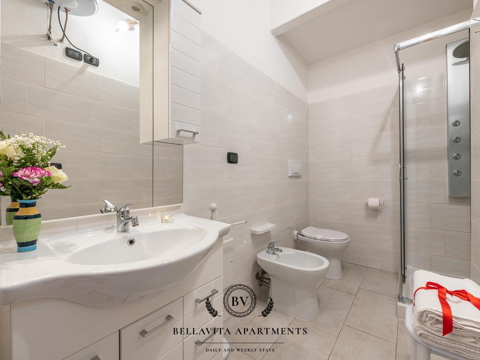 Bellavita Apartments Assemini Bagian luar foto